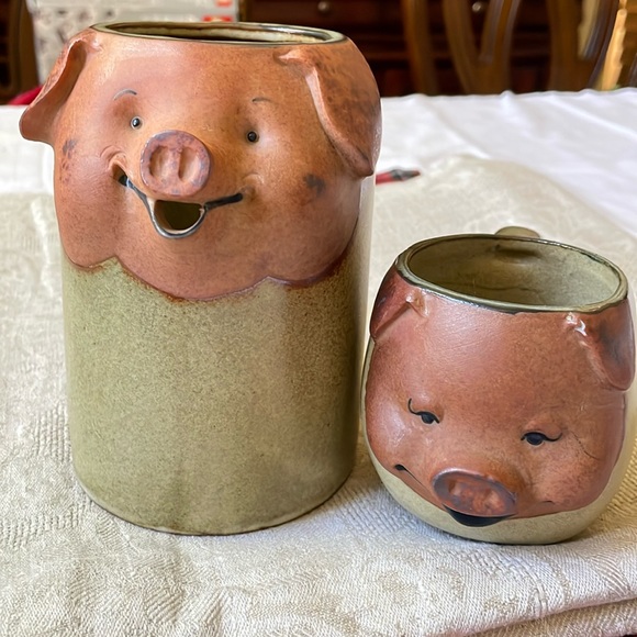 Vintage UTCTI Stoneware Pig Creamer pitcher & mug cup Made in Japan - Picture 1 of 12
